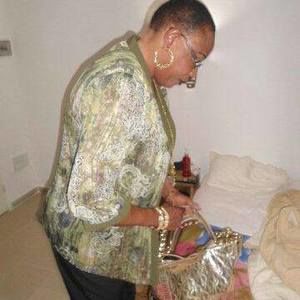 Meet your Posher, Ndeye